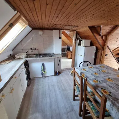 Kriszta 1 * Balatonboglár